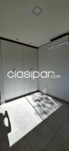 Duplex 3 dorm Suite 128m2 en Loma Merlo Luque Central - Cochera 4 vehiculos, foto 3