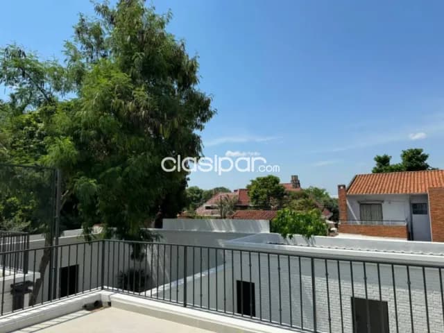 Duplex British Style 3 dorm 241m2 Cuarto Barrio Luque Central, foto 5