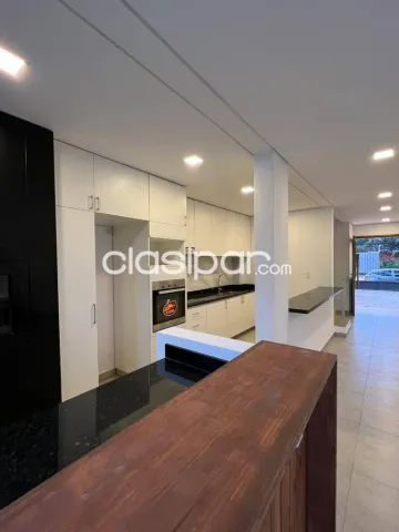 Duplex estilo Toscano 3 dorm suite piscina Luque Central, foto 4
