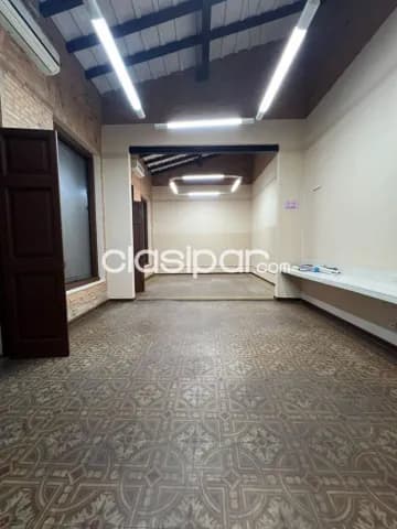 Bº Las Mercedes: 1.80 m2 ideal p/ oficinas, estudios, consultorios, 10.000.000 gs, foto 4