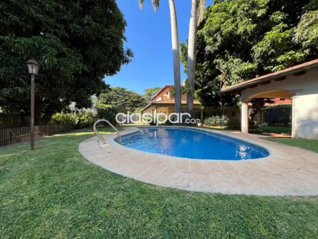Residencia 1.500m2 con Piscina en Mcal Estigarribia Asuncion, foto 3