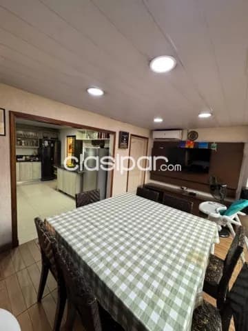 Residencia premium 3 suites jacuzzi doble acceso sobre Av Madame Lynch Asuncion, foto 2