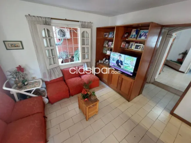 Casa 3 dorm en esquina estudio quincho 237m2 en Villa Morra Asuncion, foto 2