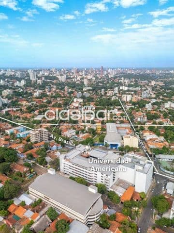 Casona colonial 3 dorm terreno 1000m2 en Barrio Jara Asuncion