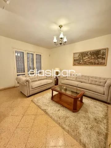 Casa 4 dorm suite piscina quincho 350m2 en Barrio Recoleta Asuncion, foto 2