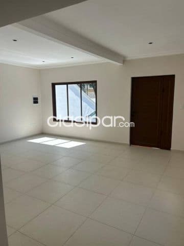 Casa 4 dorm suite piscina quincho refaccionada 221m2 en Barrio Jara Asuncion, foto 1