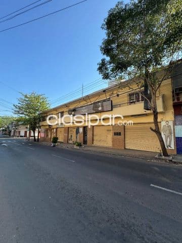 Edificio locales comerciales y departamentos alquilados 550m2 Centro Asuncion