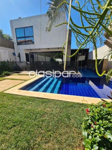 Casa en barrio san miguel San Lorenzo - zona villa olimpia