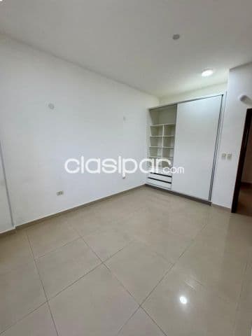 departamento pegado al Pinedo Shopping, zona Hospital de Clinicas, UNA, foto 1