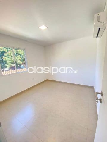 dúplex en pozo en barrio cerrado Luque