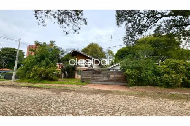 Lambaré, P. del Yacht y Golf Club - Terreno con Casa a Refaccionar, foto 5
