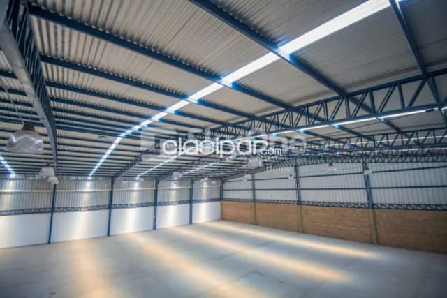 DEPÓSITO / TINGLADO / GALPÓN – 585 m² San Lorenzo – Zona Palacio de Justicia, foto 4