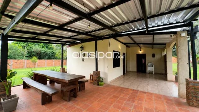 Casa quinta en capiata barrio laurelty, foto 3