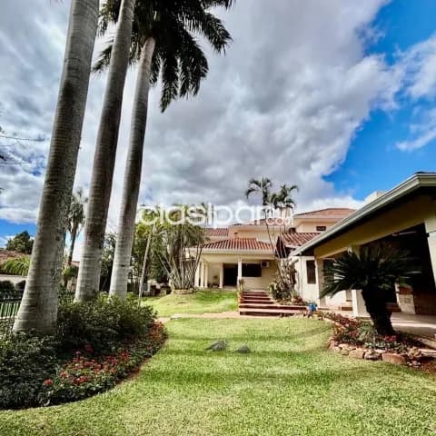 casa de 6 dormitorios en la zona del shopping mariscal Asuncion, foto 4