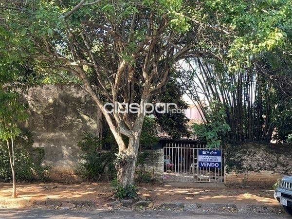 Casa en esquina, barrio los laureles