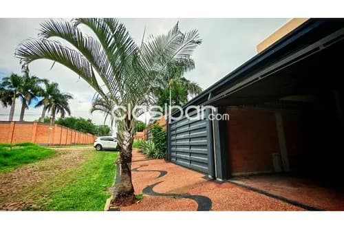 Duplex amoblado de tres dormitorios en laguan grande Fernando de la Mora, foto 3