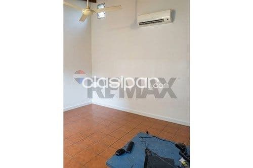 Casa en Venta en Central Ñemby Pa`i Ñu Calle San Carlos casi Santa Librada Calle San Car