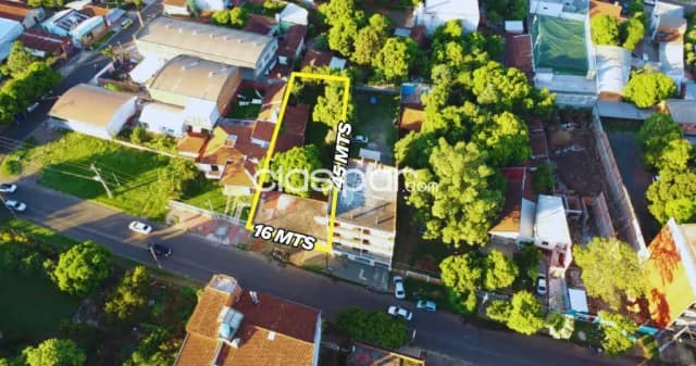 Terreno con 3 salones comerciales en Encarnacion, foto 2