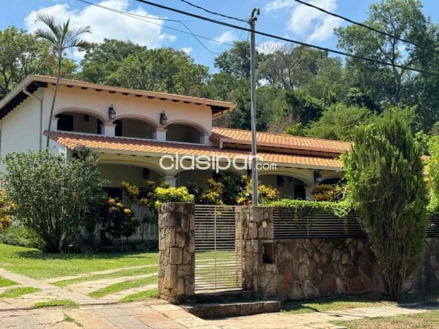 Casa de Lujo en San Bernardino | 3.250 m² de Terreno | USD 550.000, foto 2
