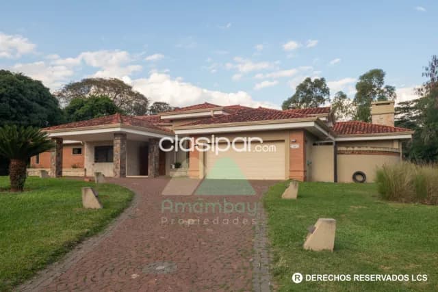 Residencia de 4.800 de superficie con salida a la cancha de golf, foto 2
