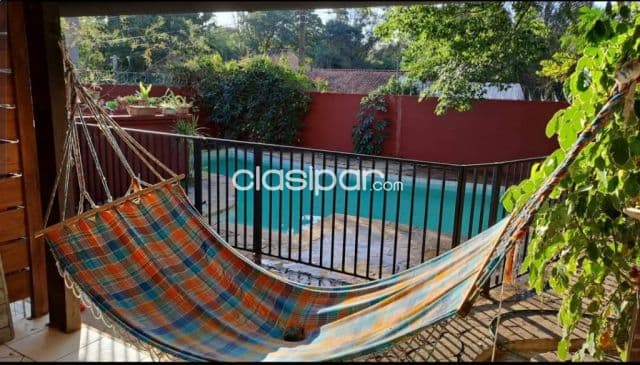 🏡amplia casa en esquina con piscina en el barrio felicidad de Lambaré🏡