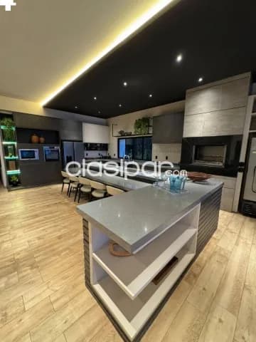 Residencia de lujo amoblada frente al río acaray hernandarias, foto 2