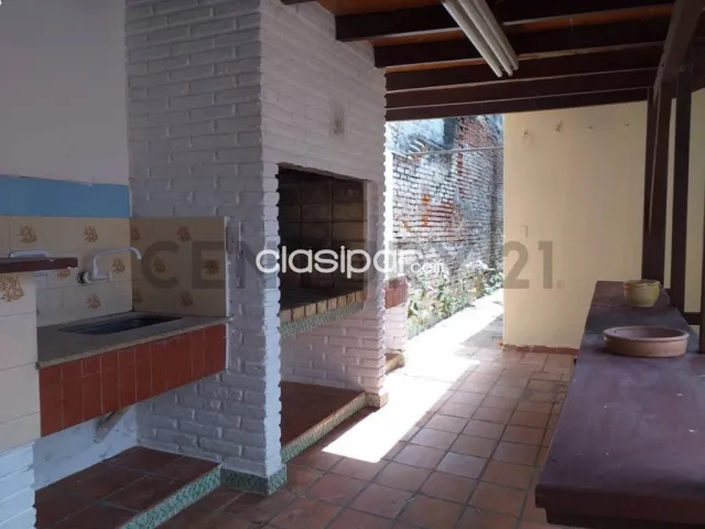 Se vende casa en sajonia, zona la crucecita, foto 3