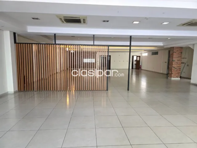 En Alquiler Local Comercial sobre Av. Dr. Guido Boggiani - Mariscal Estigarribia, foto 3