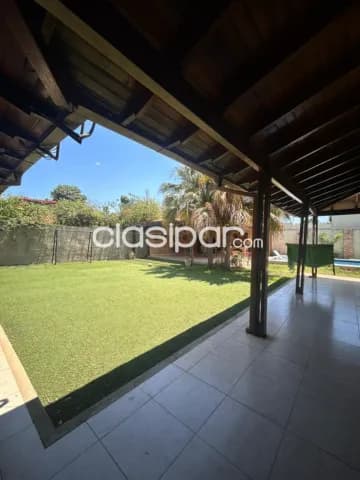 Casa con Piscina en Lambaré | 3 Suites | Terreno de 766 m² | USD 260.000, foto 4
