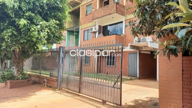 En venta departamento primer piso, edificio Carmelitas Cambyreta, foto 1