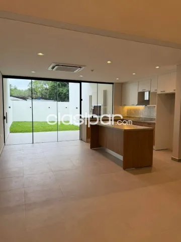Casa en condominio en Luque, foto 3