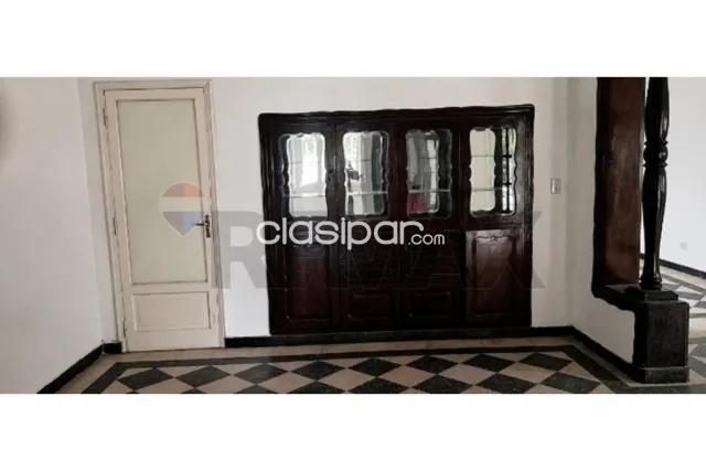 Residencia de Estilo Colonial sobre Gral Bruguez, foto 4