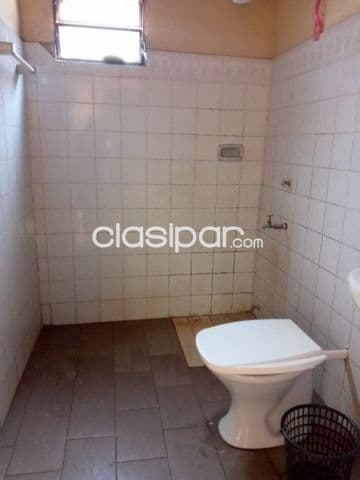 casa sobre asfalto zona Salemma