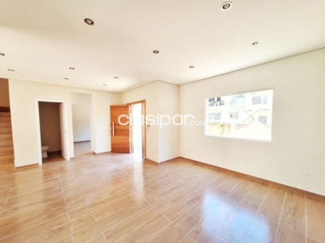 Vendo!. Casa a estrenar estilo toscano, campo grande