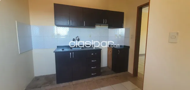 Hermoso departamento en el centro de Luque, foto 5