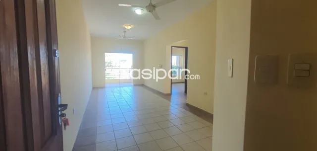 Hermoso departamento en el centro de Luque, foto 3