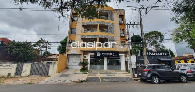 Hermoso departamento en el centro de Luque, foto 1