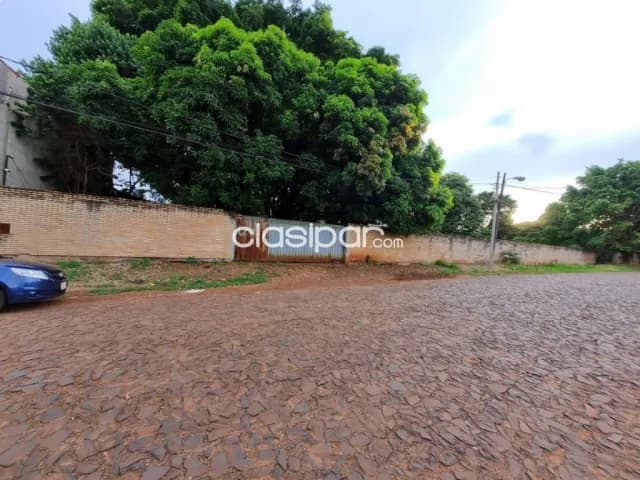terreno en el barrio Santo Tomás de Ciudad del Este, foto 2