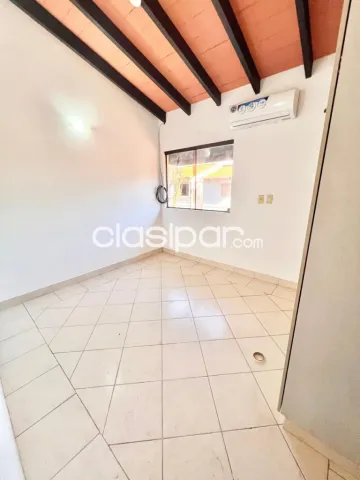 En Alquiler Duplex de 3 Habitaciones en Condominio en Luque, Tercer Barrio A526, foto 5