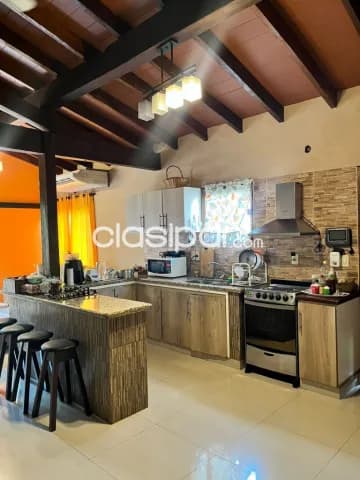 Casa Ñemby con piscina 800millones!!!, foto 5