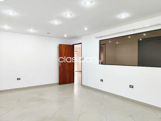 Depósito Industrial y Corporativo en Venta – Lambaré