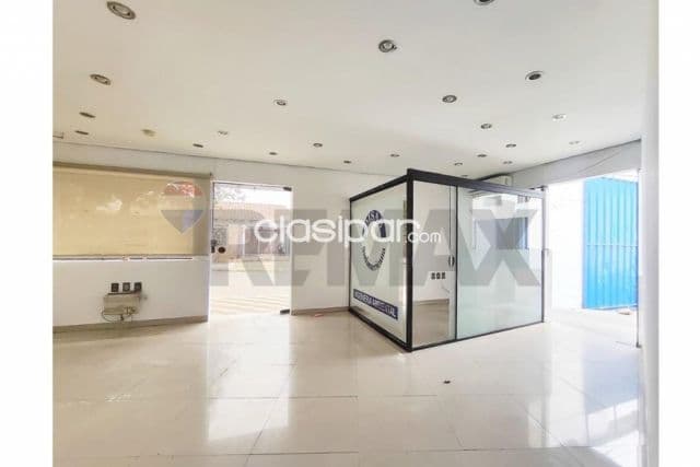 Deposito industrial c/2 tinglados y oficinas esq-lambare-bo.4 mojones-terreno 911 m2, foto 1