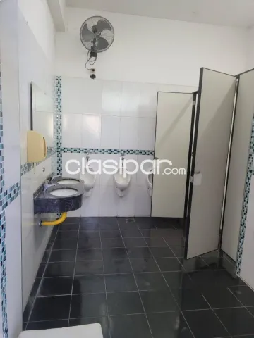 ¡Amplio local comercial en alquiler en Villa Elisa!, foto 2