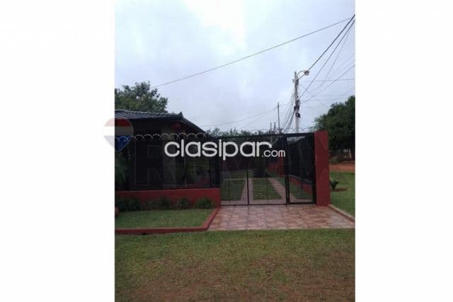 Casa a estrenar semi amueblada - Capiatá