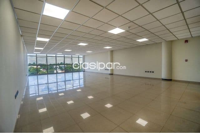 En Venta - Oficina en Sky Center