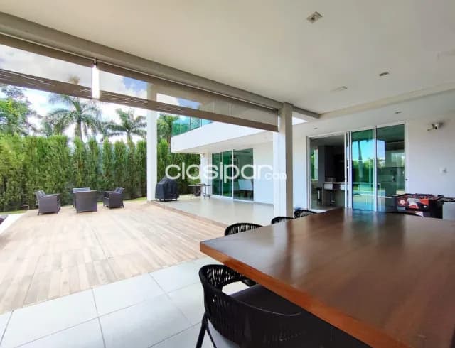 En venta! Residencia de lujo en barrio cerrado -Lambaré-zona yacht&golf club, foto 2