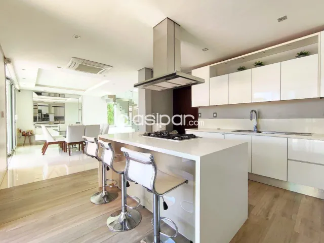 En venta! Residencia de lujo en barrio cerrado -Lambaré-zona yacht&golf club, foto 3