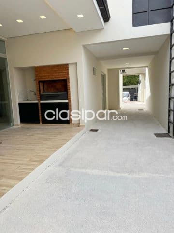 CASA EN BARRIO Jara. Zona Distrito Perseverancia COD 7036