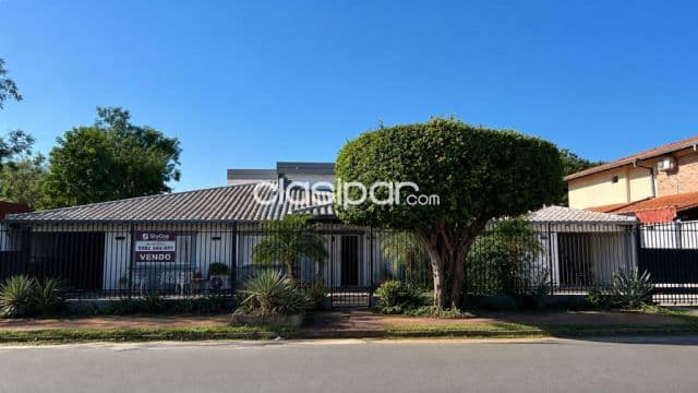 Casa de una planta en villa adela