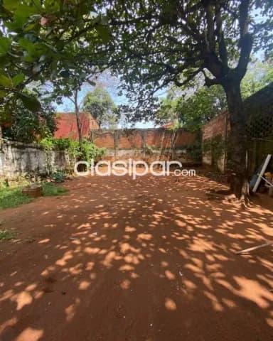 Amplia casa de seis dormitorios en vista alegre, Asunción, foto 5